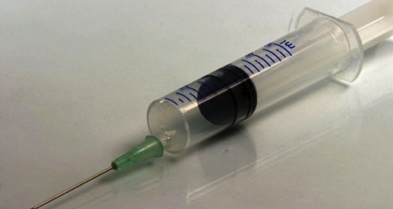 hyperdermic needle