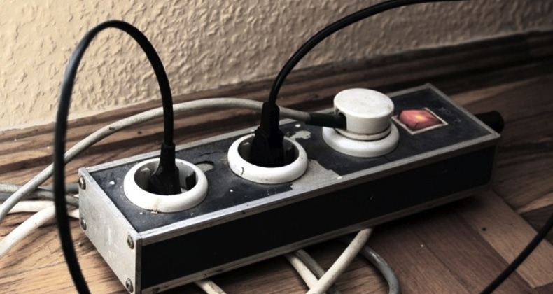 tangle of wires